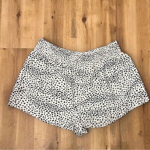 SHEIN Curve Black & White Leopard Print Spotted Shorts